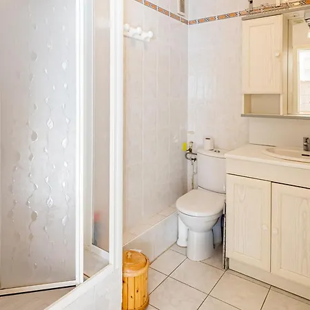 Confort En Station: T1 6 Pers, Au Pied Des Pistes, Proche Commerces - Fr-1-807-89 * Saint-Francois-Longchamp